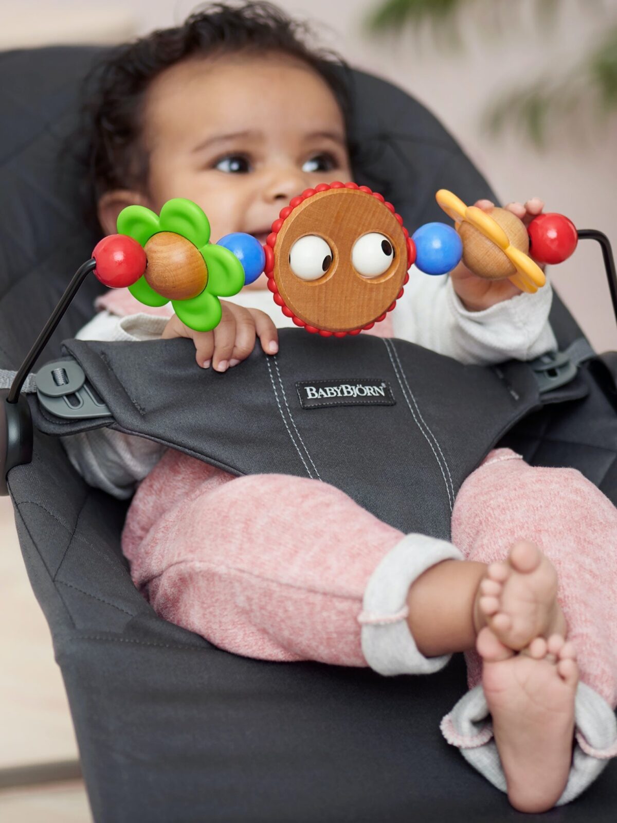 Babybjorn -  Toy For Bouncer - Googly Eyes - Dzieci I Niemowlęta &Gt; Zabawki Dla Niemowląt &Gt; Bujaczki I Leżaki Bujane Dla Niemowląt